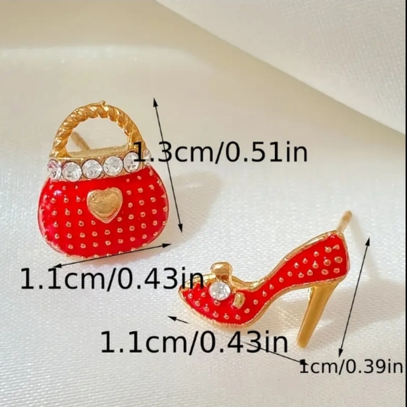 Red Purse and Heels Earrings - Picture 4 of 5